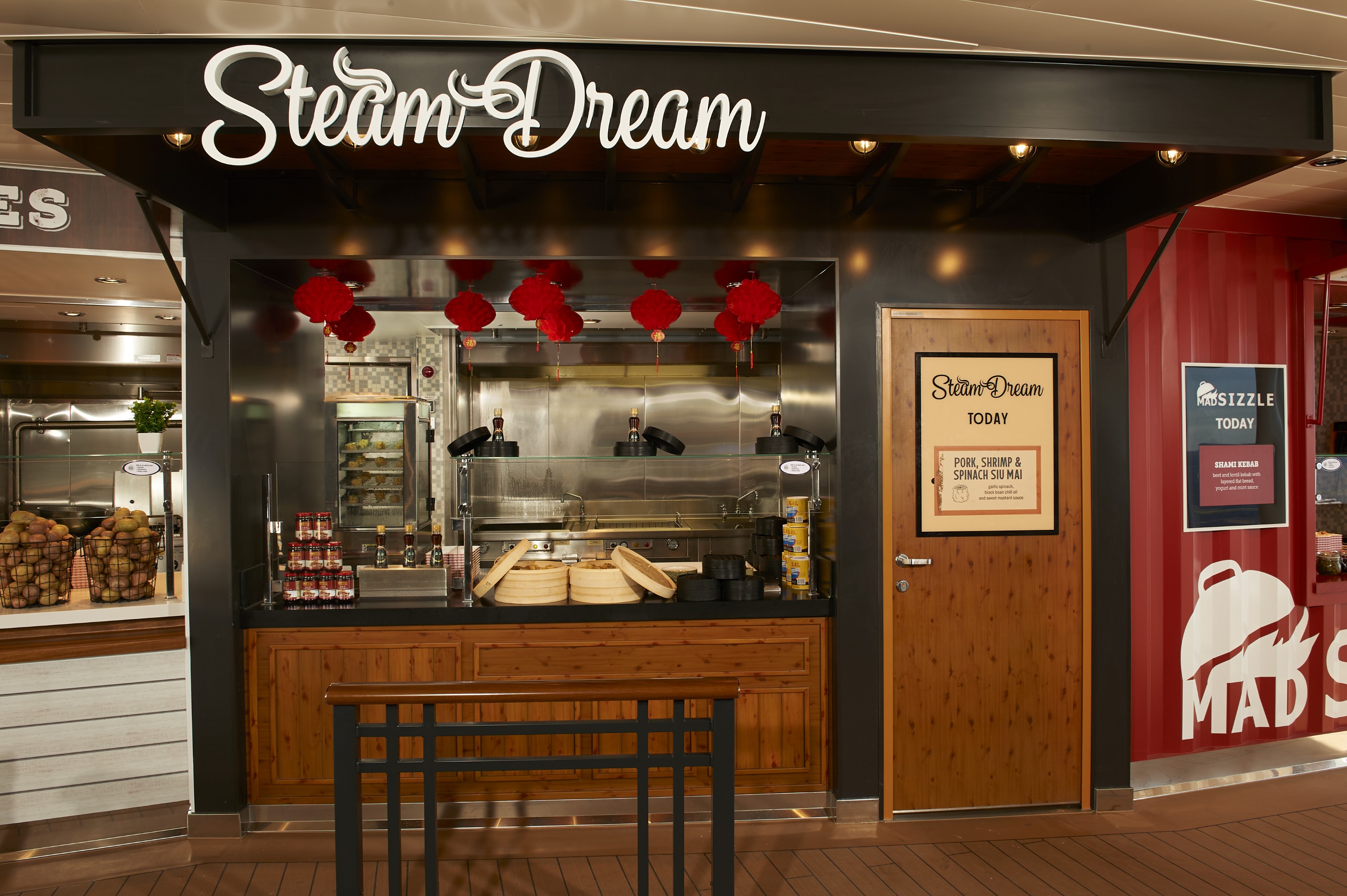 Carnival Mardi Gras - Street Eats